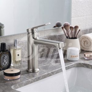 Vòi lavabo nóng lạnh inox 304 Sanji LNI-11